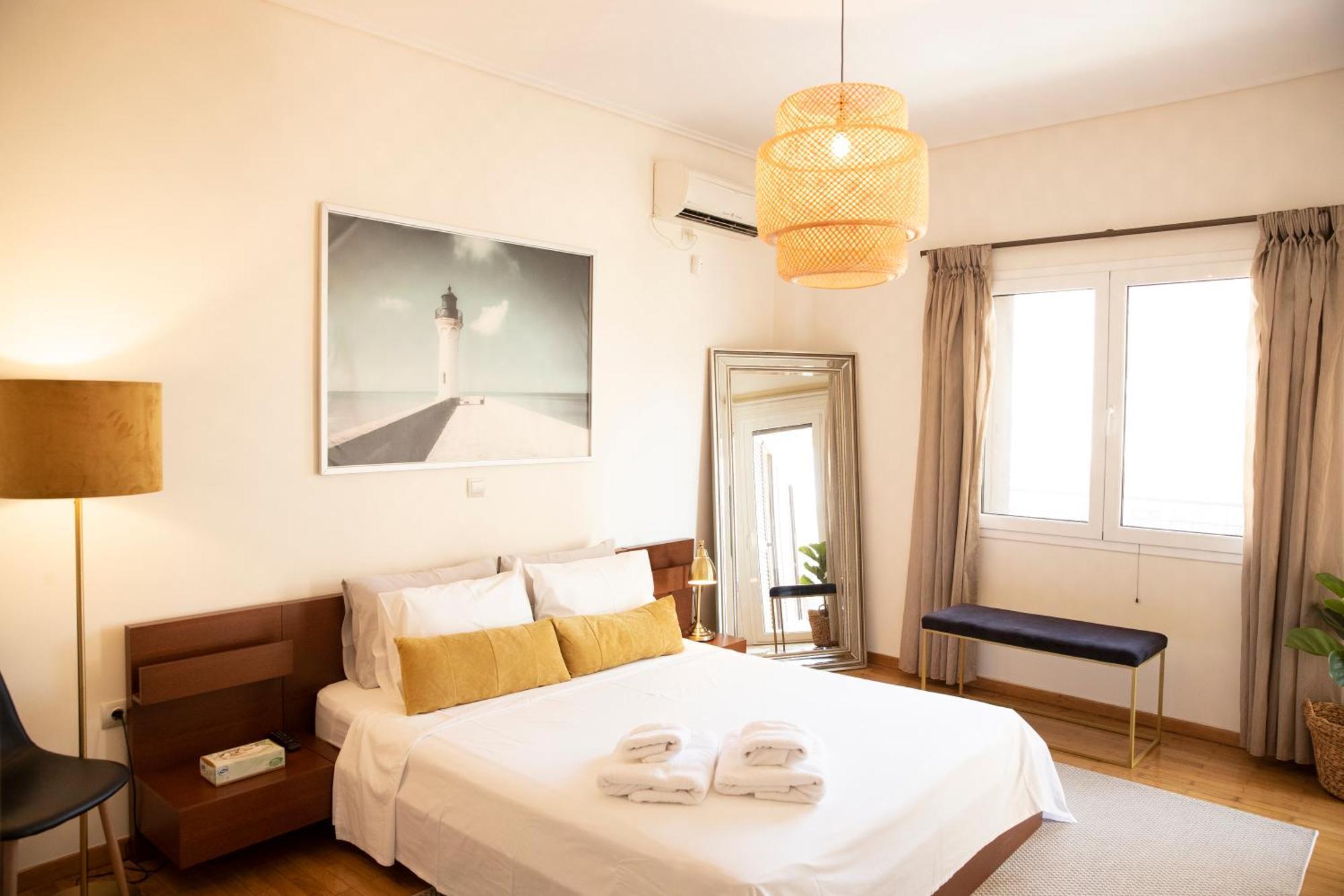 Spacious Glyfada Golf 4Br -Near Beach + Shops 아테네 외부 사진