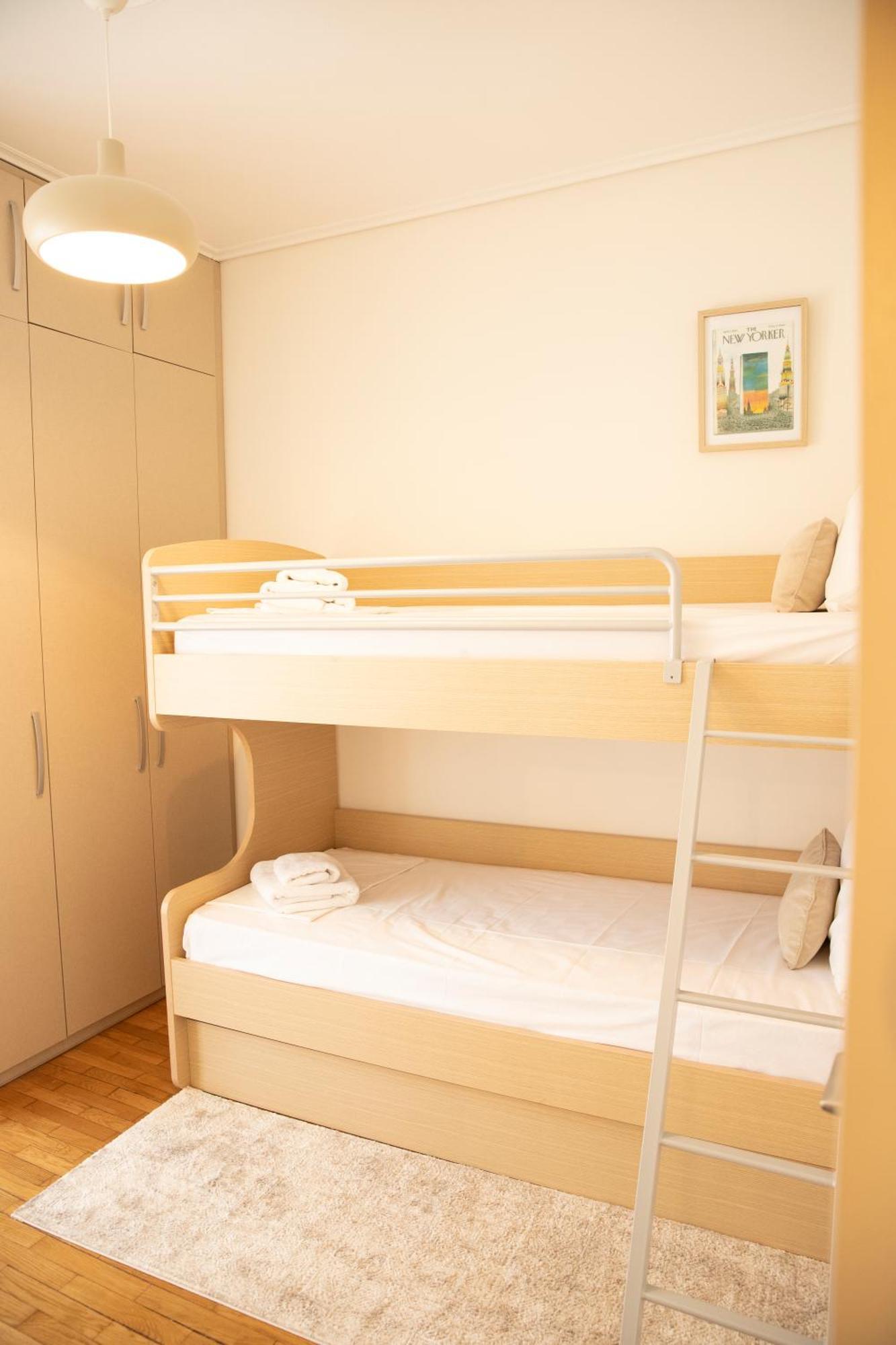 Spacious Glyfada Golf 4Br -Near Beach + Shops 아테네 외부 사진